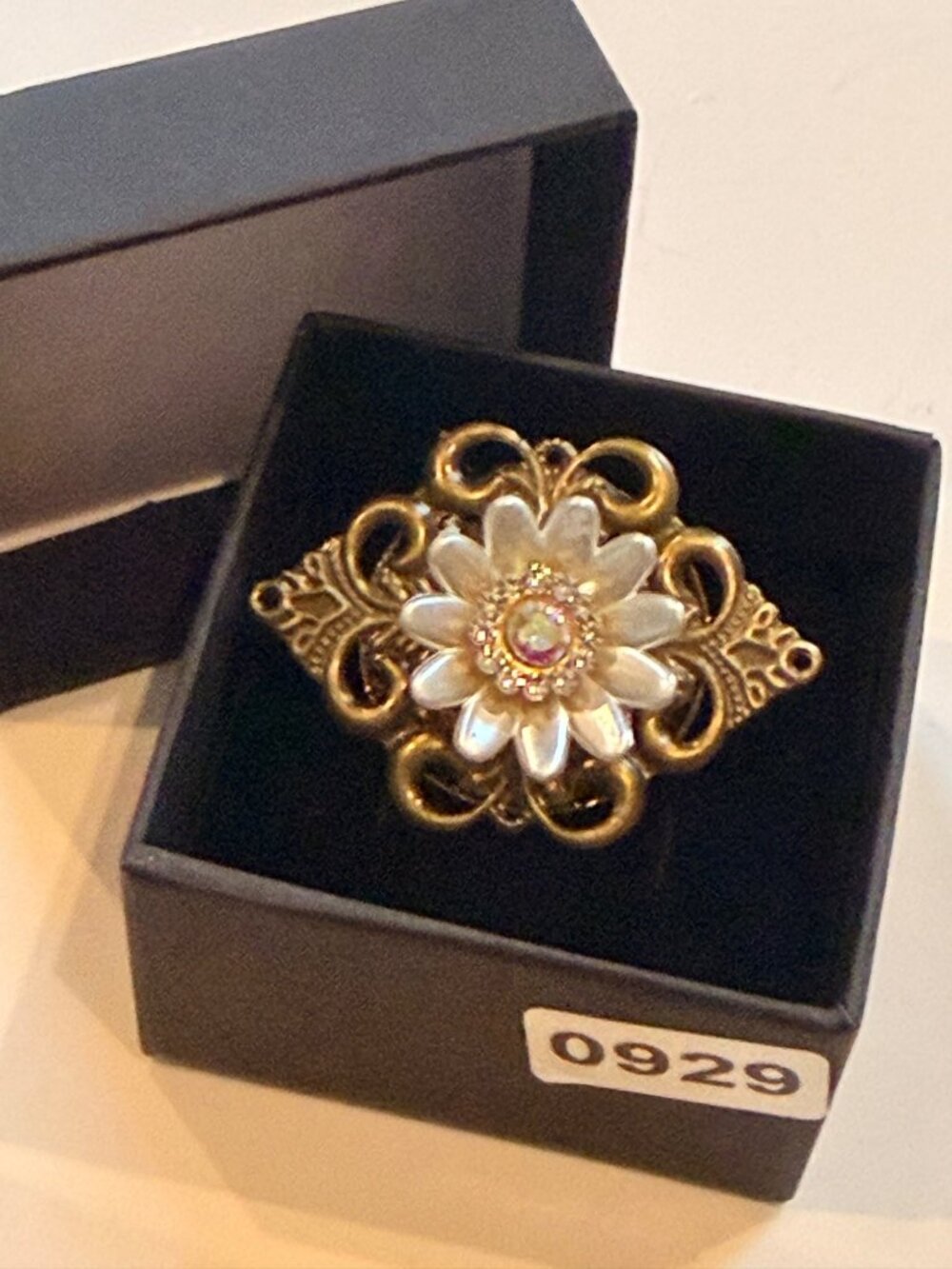 Vintage Inspired Gold-Tone White Daisy Flower Brooch With Rhinestone Accent 2 In